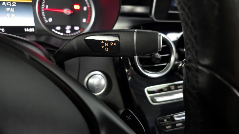 Mercedes-Benz C 200 autogeorge.com, снимка 9 - Автомобили и джипове - 52947840