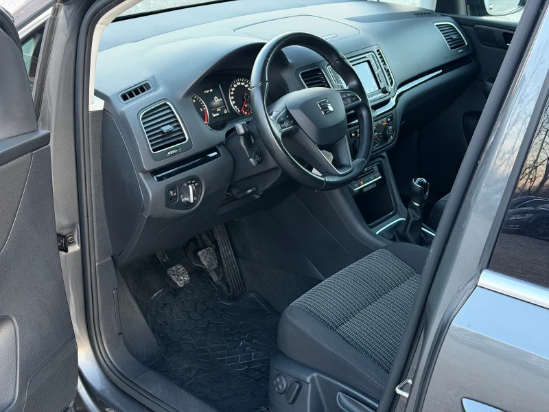 Seat Alhambra 2.0TDi 150к.с * Навигация* * Камера* * Ксенон* , снимка 10 - Автомобили и джипове - 53501866