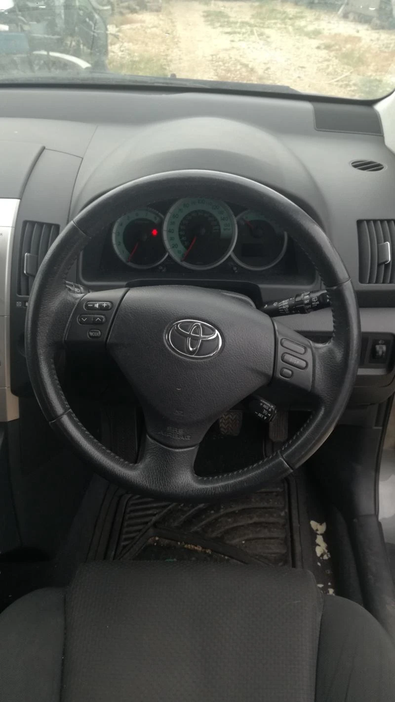 Toyota Corolla verso 1.8 vvti - изображение 5