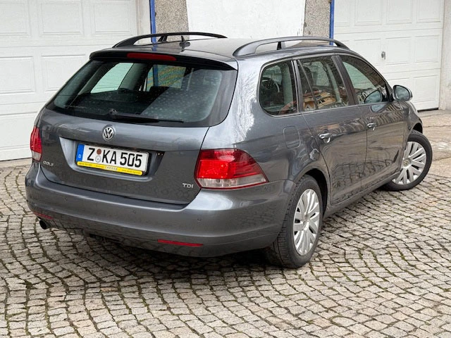 VW Golf 1.6TDI ГЕРМАНИЯ, снимка 7 - Автомобили и джипове - 49519326