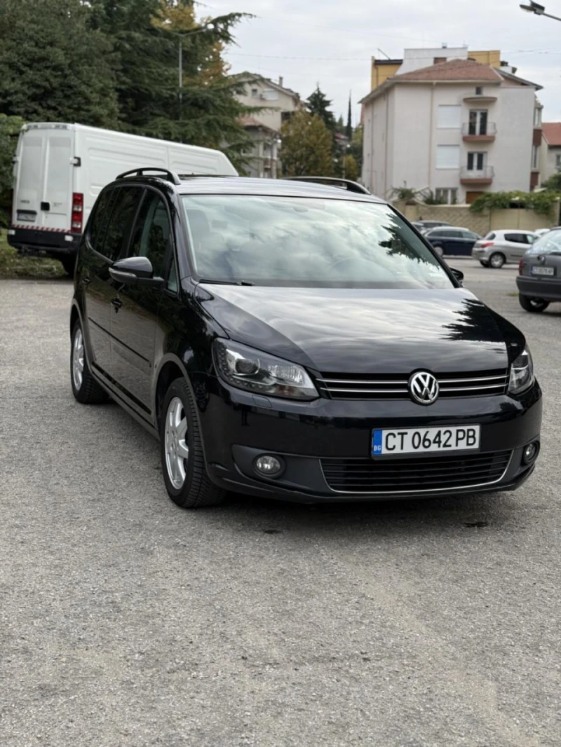 VW Touran 2.0TDI-140КС, DSG, АВТОПИЛОТ, НАВИ, 2012г - 12499 лв. / 6390.64 € - 49592440 1