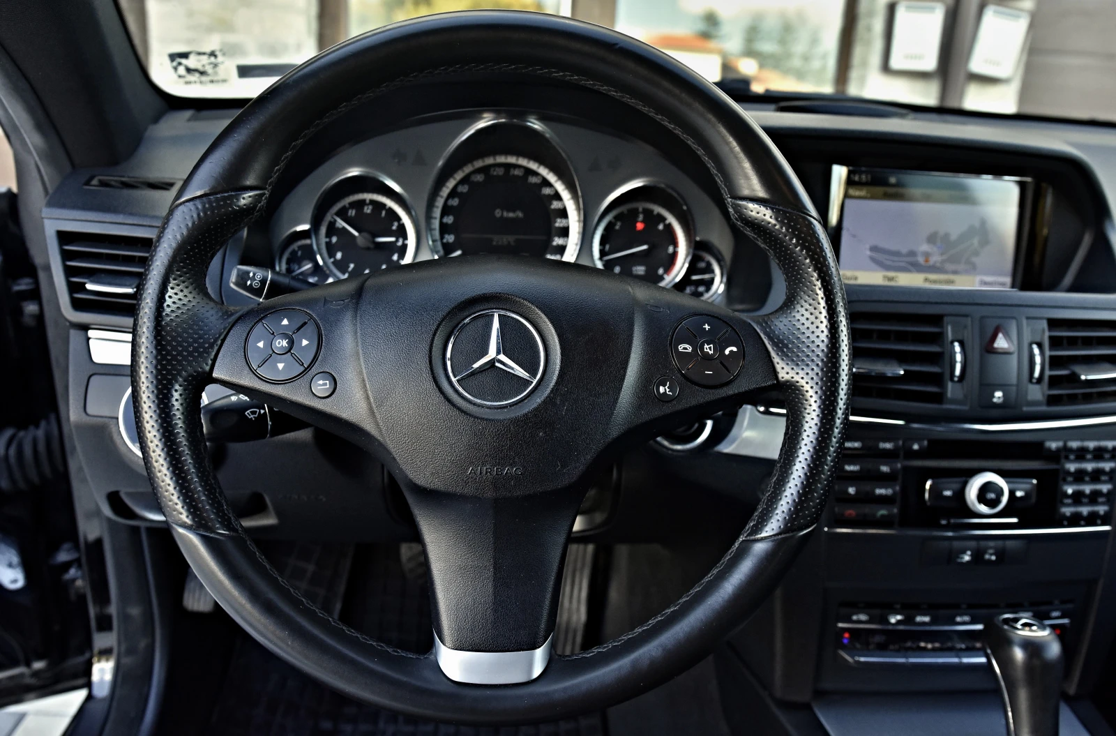 Mercedes-Benz E 350 | Mobile.bg — изображение 12