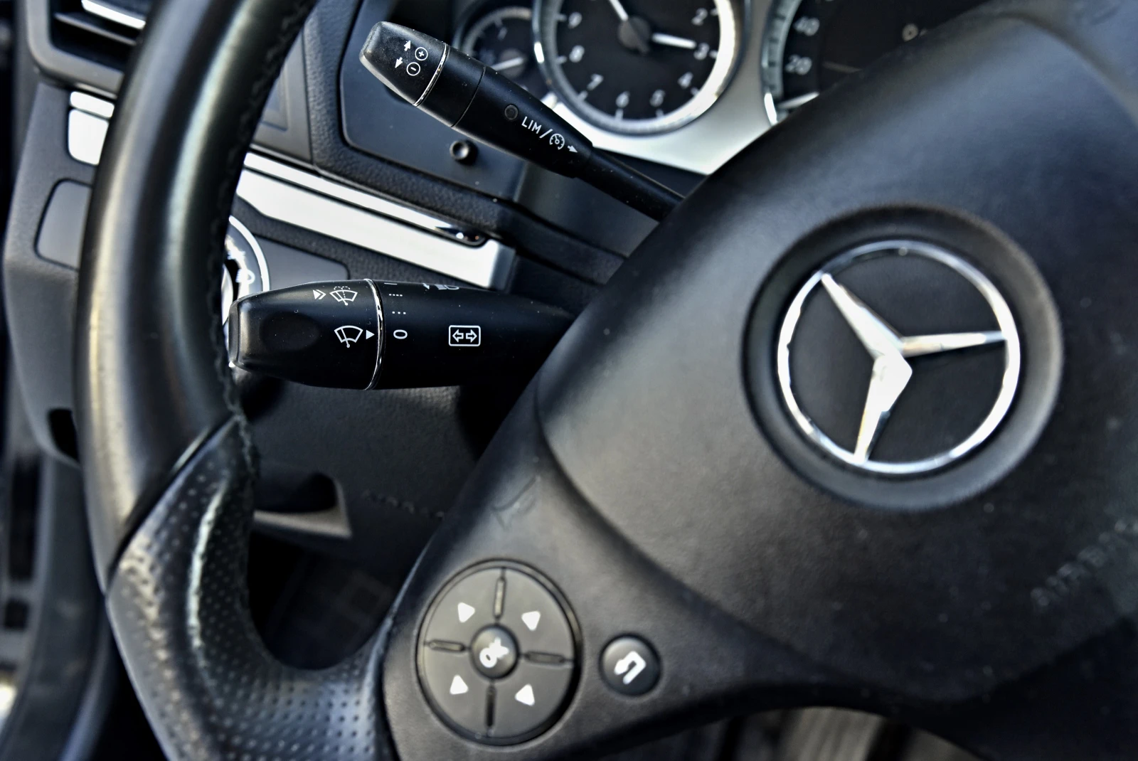 Mercedes-Benz E 350 | Mobile.bg — изображение 13