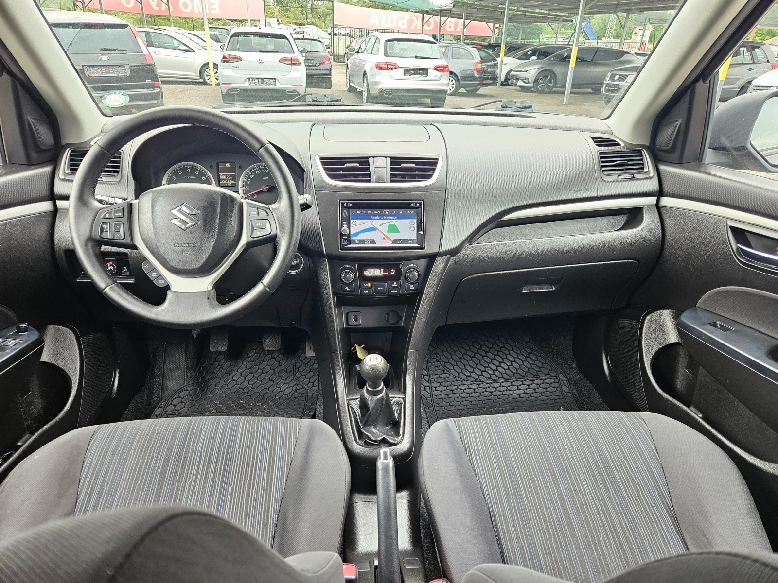 Suzuki Swift 1.2i-GPL/94к.с./NAVI/БЛУТУТ/EURO 5B/ПЕРФЕКТНА - изображение 10