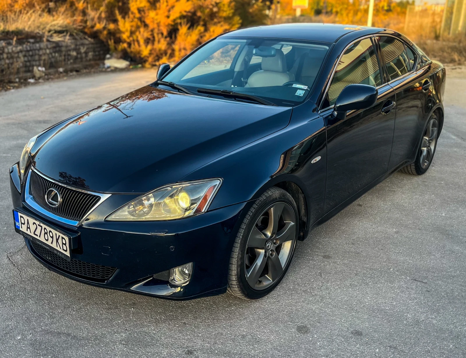 Lexus IS 220d 2.2d 177к.с. - [1] 