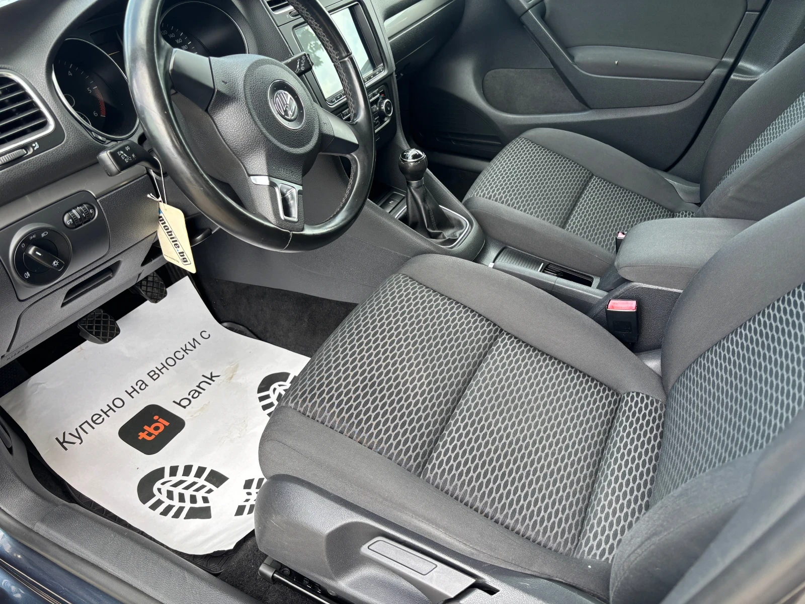 VW Golf 2010+ 1.6TDI+ 105+ НАВИ+ Н. ГУМИ+ С. ИСТОРИЯ - изображение 9