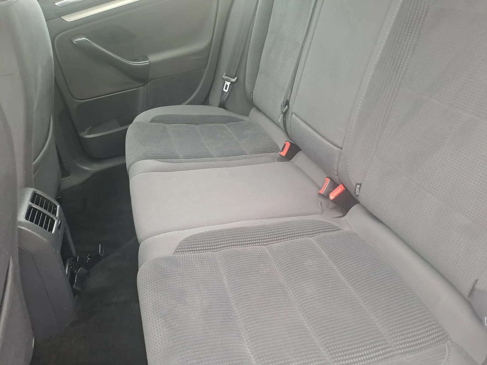 VW Golf 1.9 TDI Климатроник | Mobile.bg — изображение 12