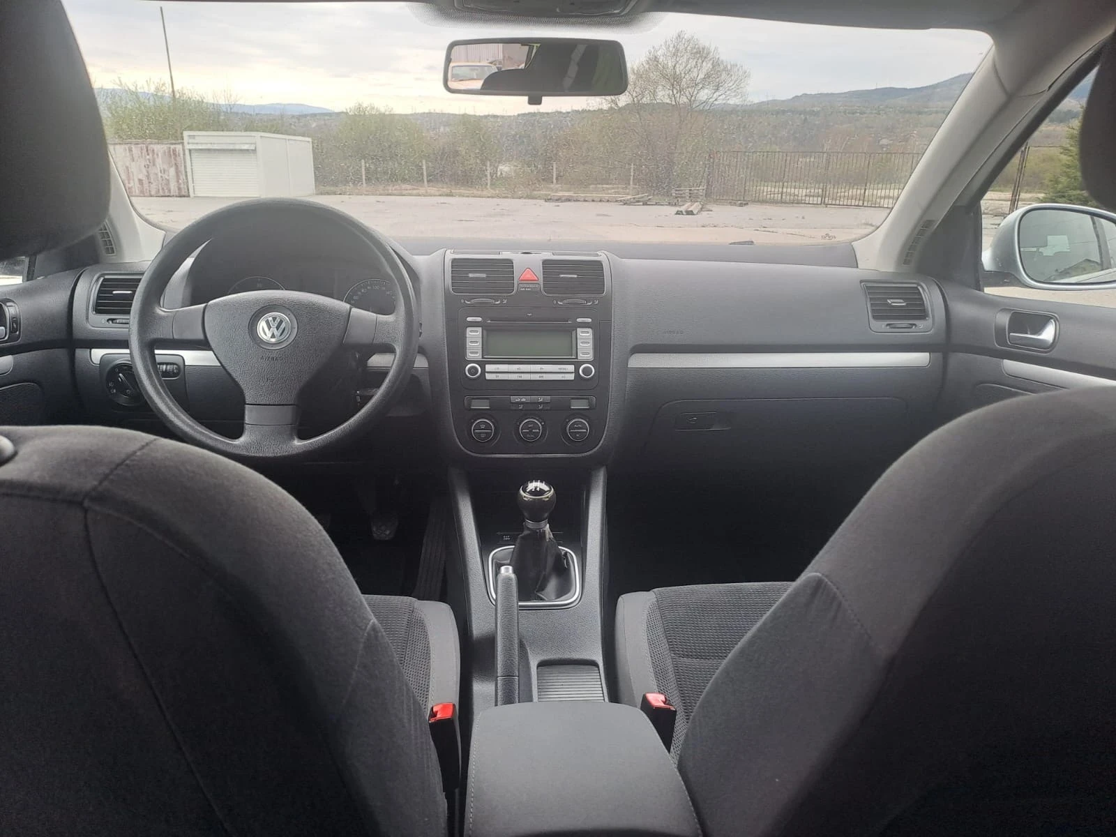 VW Golf 1.9 TDI Климатроник - изображение 6