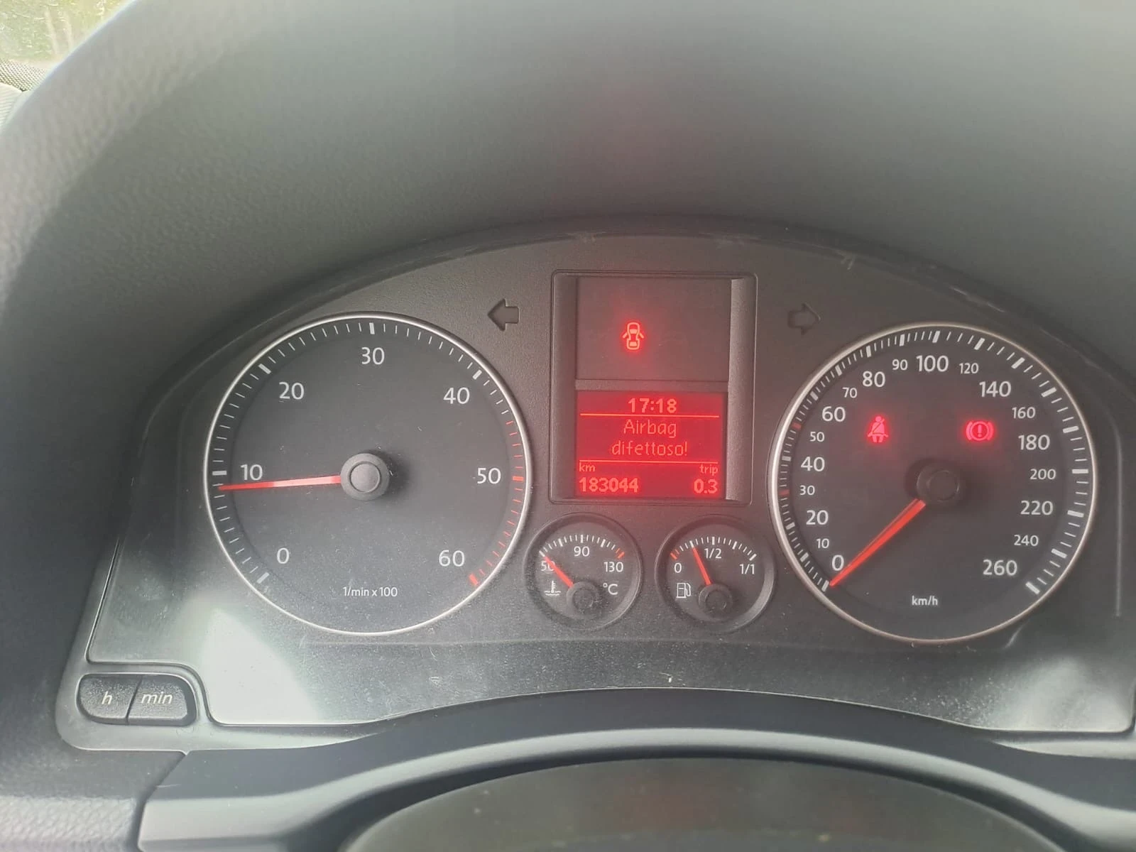 VW Golf 1.9 TDI Климатроник - изображение 8