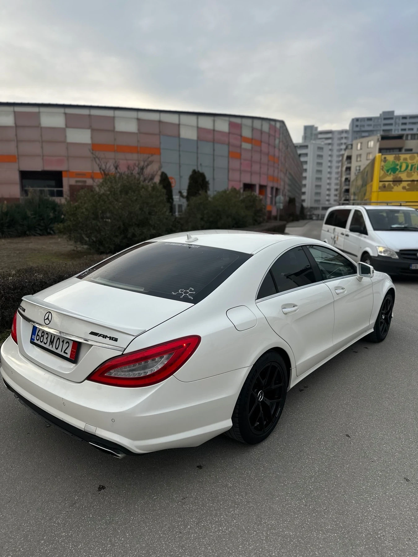 Mercedes-Benz CLS 550 Mercedes-Benz CLS 550 4MATIC AMG COUPE - изображение 4