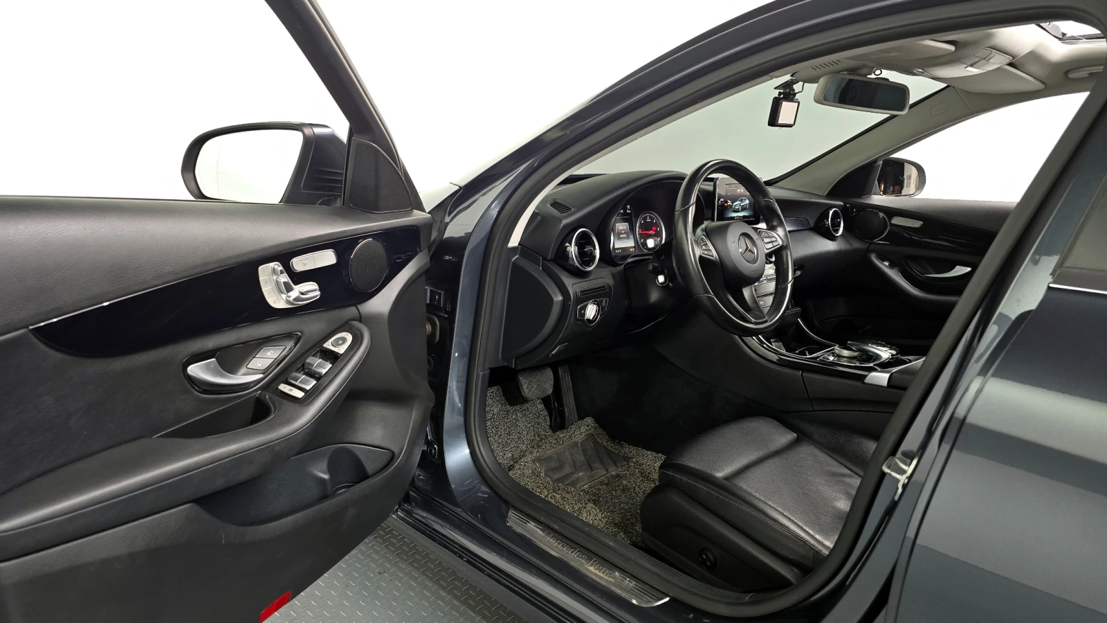 Mercedes-Benz C 200 | Mobile.bg   11