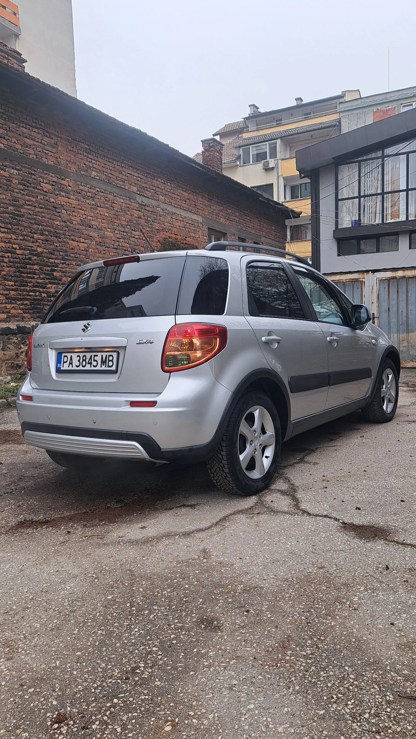 Suzuki SX4 1.6 i 16V VVT 2WD - изображение 4