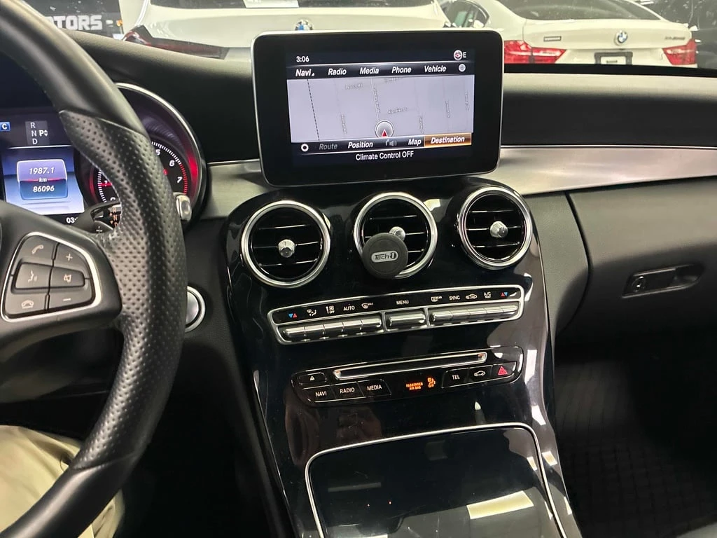 Mercedes-Benz C 300 * CARFAX * БЕЗ ПЪРВОНАЧАЛНА ВНОСКА - изображение 9