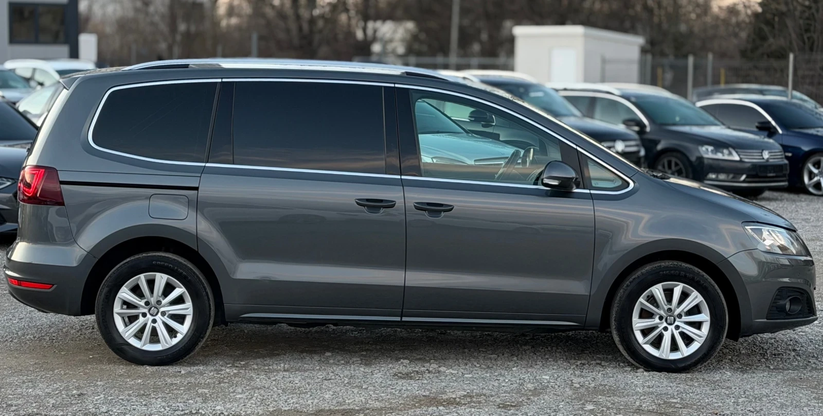 Seat Alhambra 2.0TDi 150к.с * Навигация* * Камера* * Ксенон*  - изображение 8