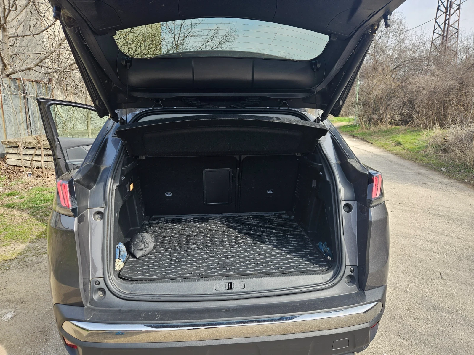 Peugeot 3008 1.5 HDI, снимка 13 - Автомобили и джипове - 53828877