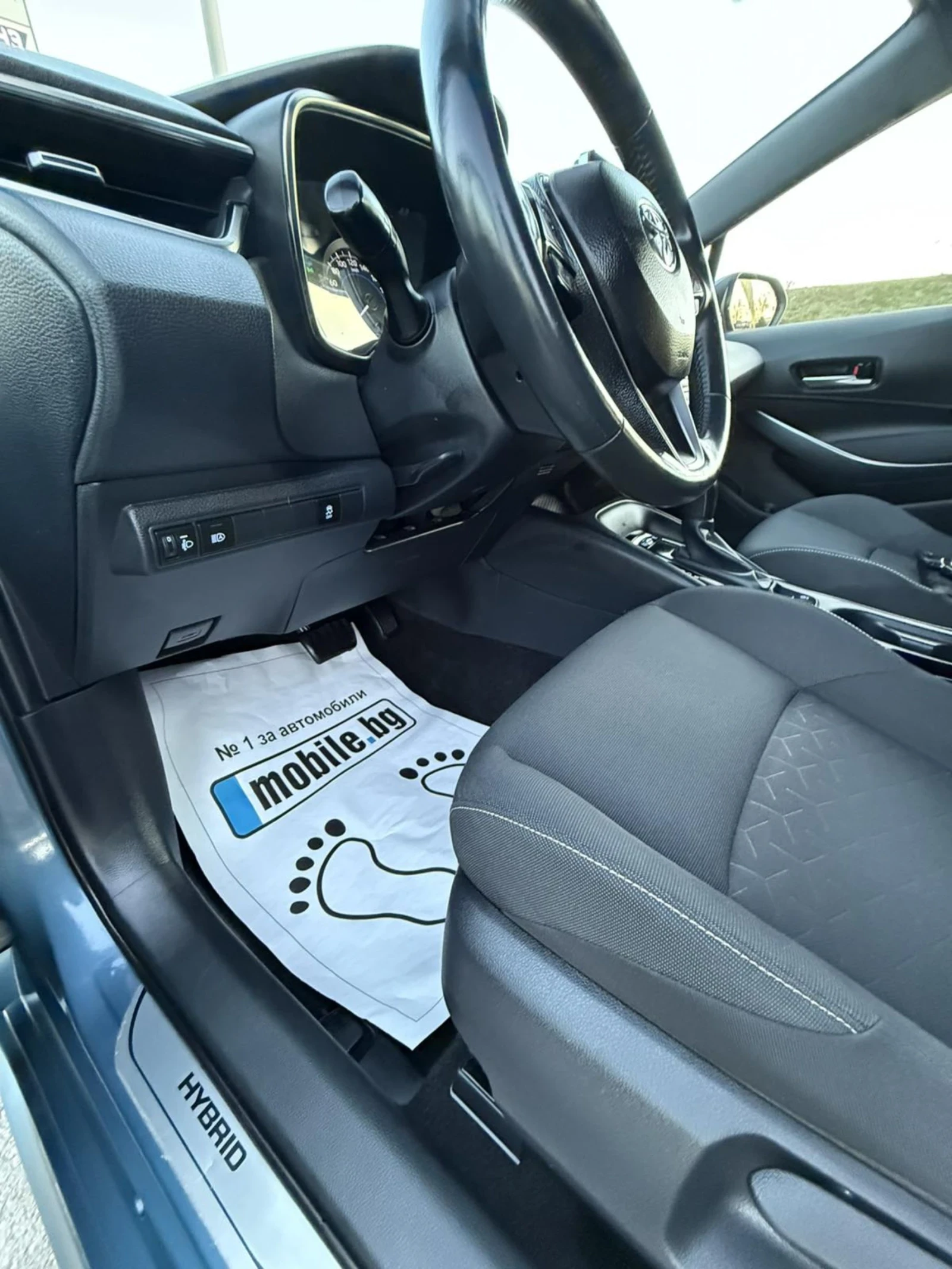 Toyota Corolla HYBRID , снимка 7 - Автомобили и джипове - 53831544