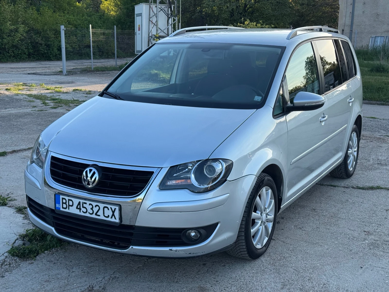 VW Touran 7 местен