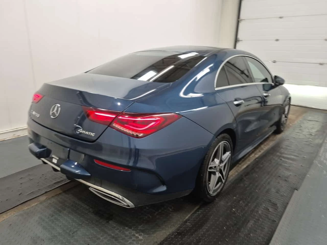 Mercedes-Benz CLA 250 4MATIC * FULL AMG PACK* ПАНОРАМА* ПОДГРЕВИ* , снимка 6 - Автомобили и джипове - 54813391