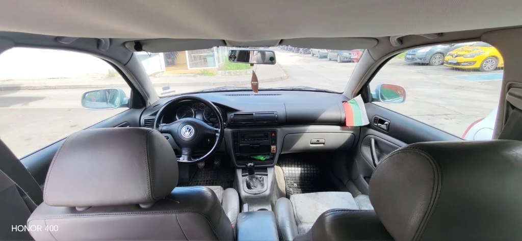 VW Passat 1.9TDI, снимка 8 - Автомобили и джипове - 55079223
