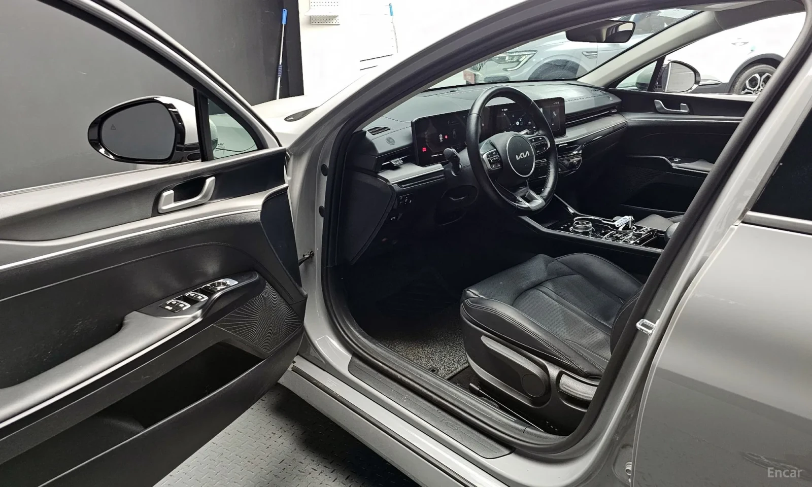 Kia K5, снимка 10 - Автомобили и джипове - 55217146