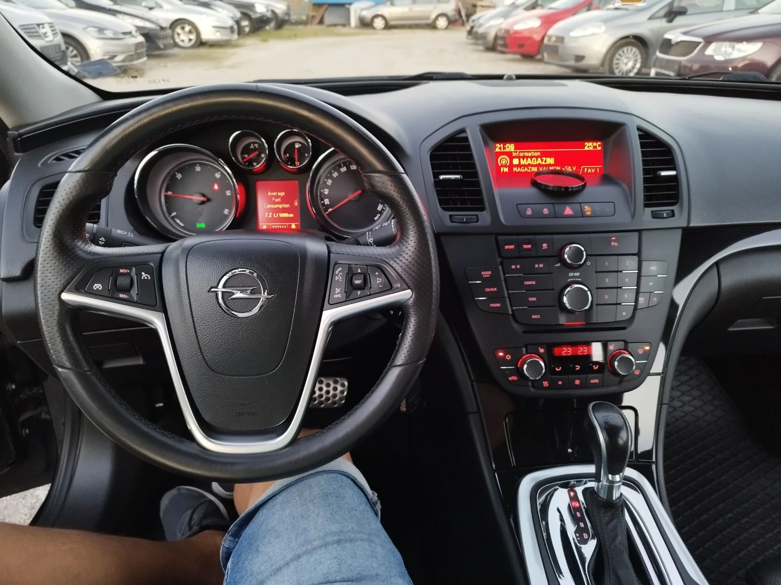 Opel Insignia 2.2 Cdti 160 kc., снимка 10 - Автомобили и джипове - 55239448