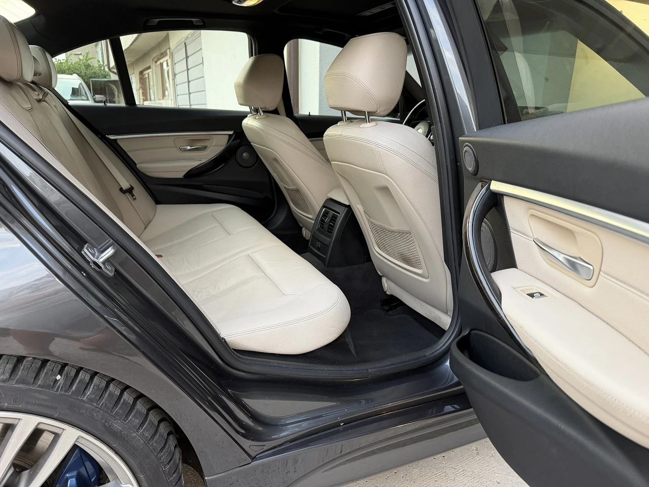 BMW 340 M340i xdrive, снимка 14 - Автомобили и джипове - 55253603