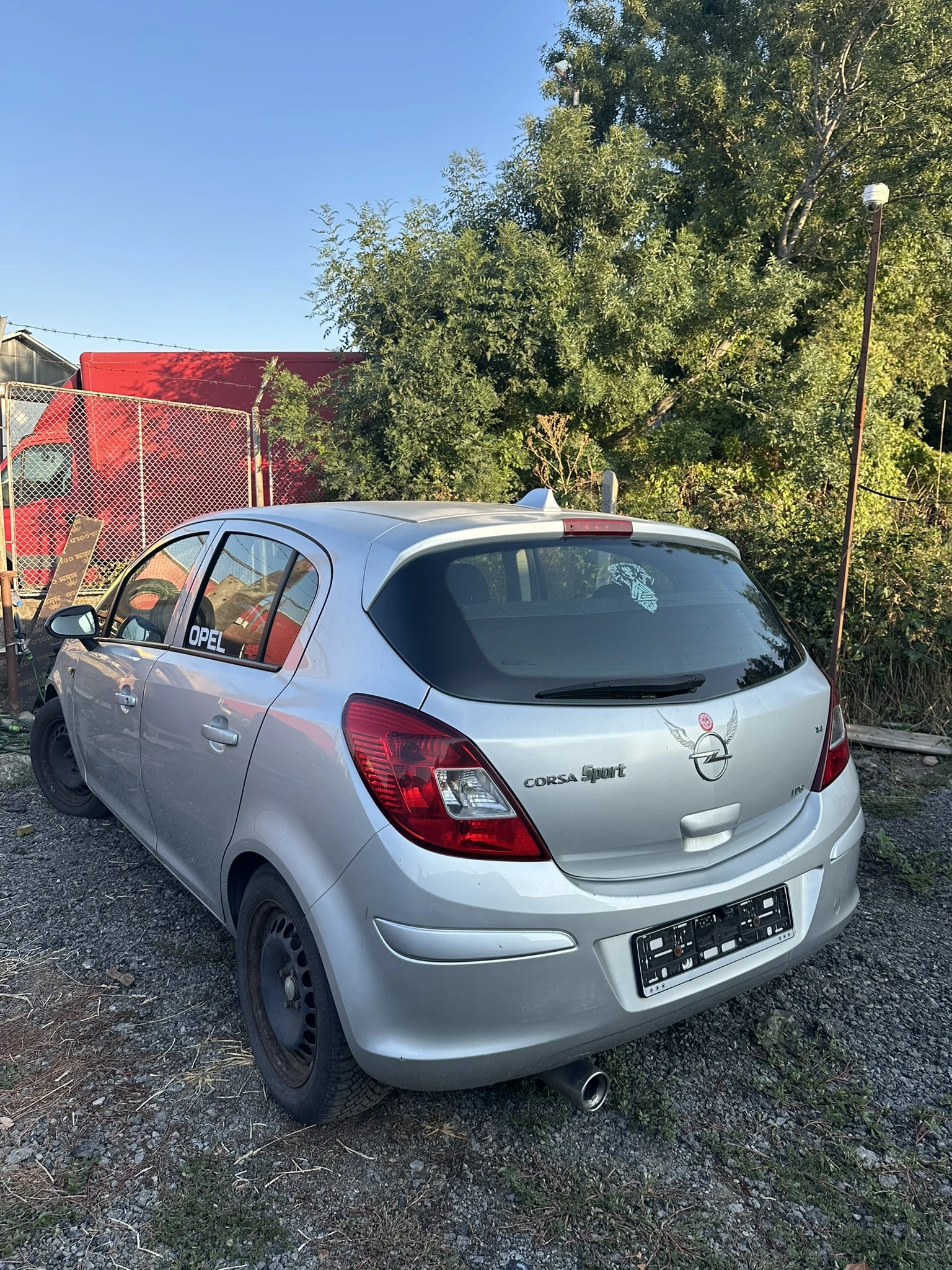 Opel Corsa 1.4 90 ГАЗ, снимка 2 - Автомобили и джипове - 55355365