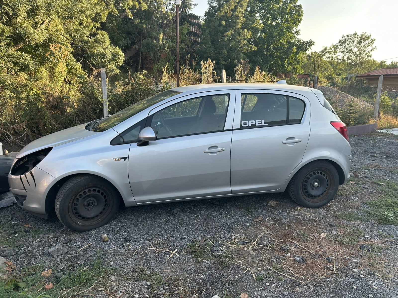 Opel Corsa 1.4 90 ГАЗ, снимка 8 - Автомобили и джипове - 55355365