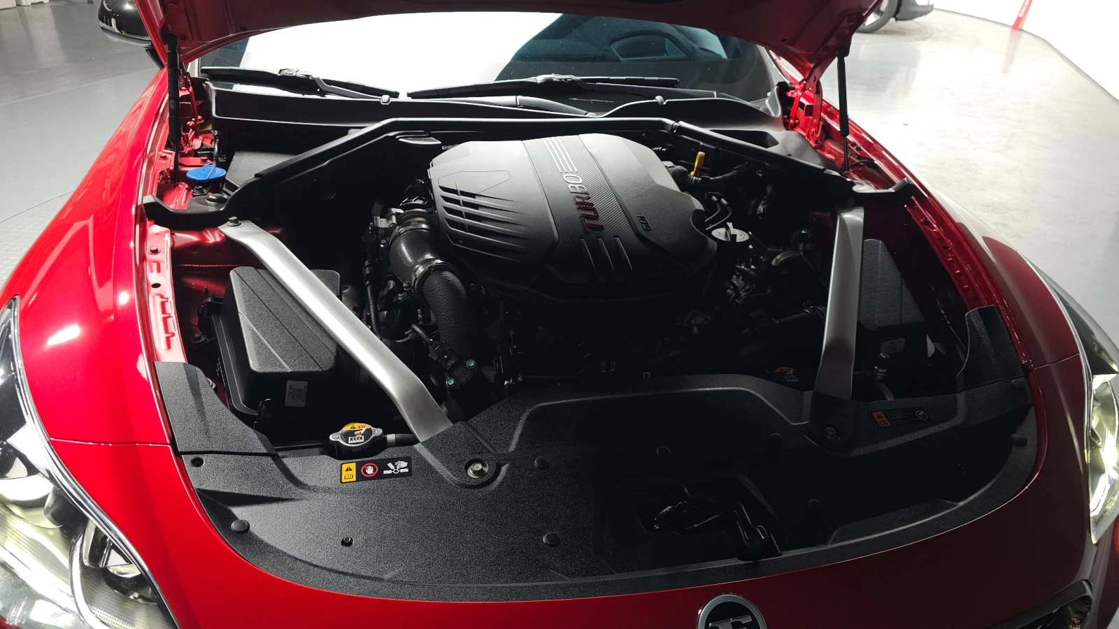 Kia Stinger Kia Stinger Meister 3.3 GT AWD, снимка 4 - Автомобили и джипове - 55625102