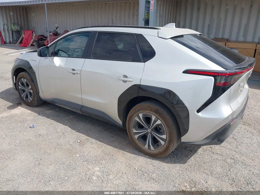 Toyota bZ4X Xle, снимка 3 - Автомобили и джипове - 56320197
