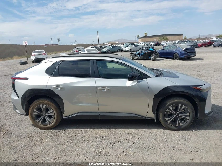 Toyota bZ4X Xle, снимка 13 - Автомобили и джипове - 56320197