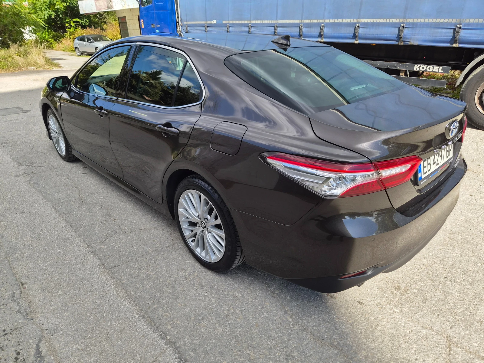 Toyota Camry ELEGANCE, снимка 7 - Автомобили и джипове - 56415564