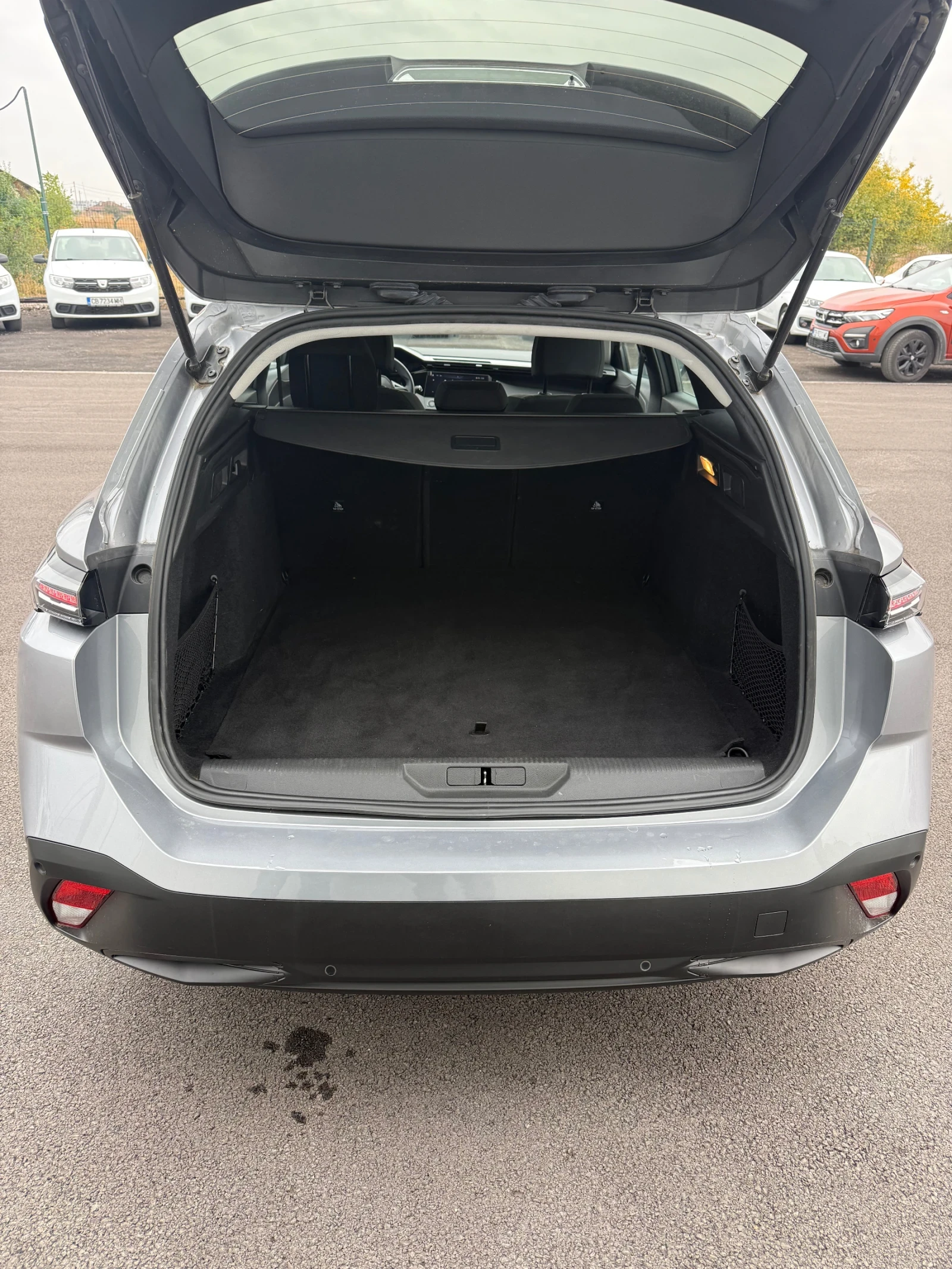 Peugeot 308 AT8, снимка 14 - Автомобили и джипове - 56484050
