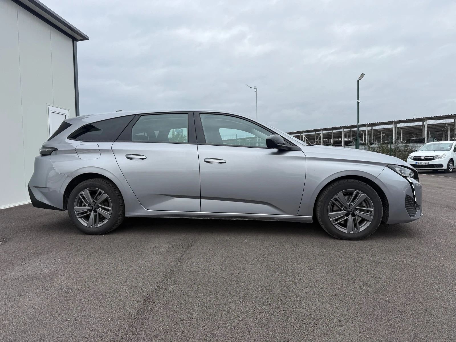 Peugeot 308 AT8, снимка 2 - Автомобили и джипове - 56484050