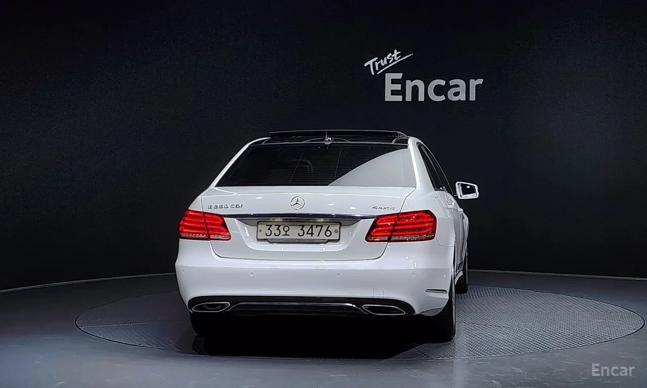 Mercedes-Benz E 250, снимка 4 - Автомобили и джипове - 56713126
