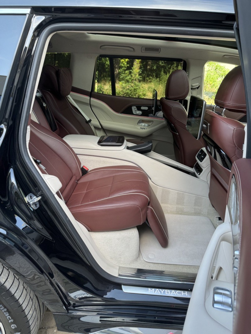 Mercedes-Benz GLS 600 MAYBACH ГОТОВ ЛИЗИНГ, снимка 13 - Автомобили и джипове - 46418823