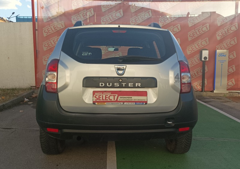 Dacia Duster 1.5 DCI, снимка 6 - Автомобили и джипове - 46420403