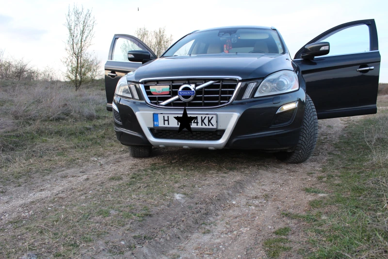 Volvo XC60 2.4, снимка 17 - Автомобили и джипове - 52474458