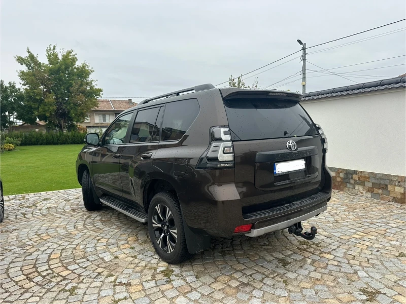 Toyota Land cruiser, снимка 2 - Автомобили и джипове - 52458651