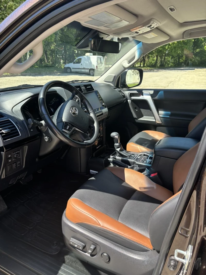 Toyota Land cruiser, снимка 9 - Автомобили и джипове - 52458651