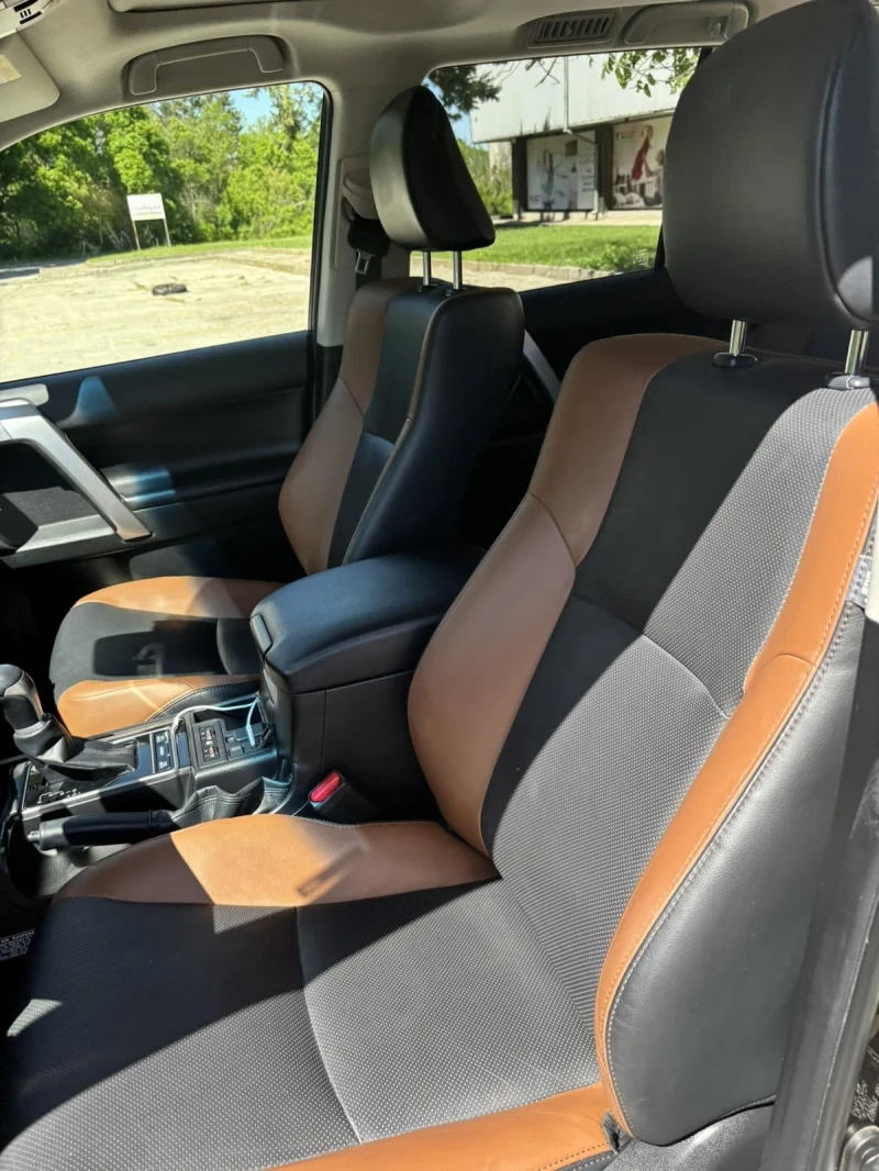 Toyota Land cruiser, снимка 8 - Автомобили и джипове - 52458651