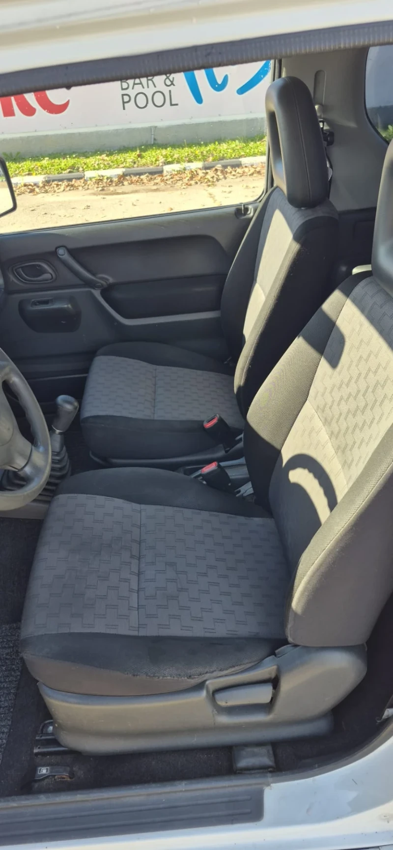 Suzuki Jimny 1.5 86hp 4x4 , снимка 15 - Автомобили и джипове - 52422041