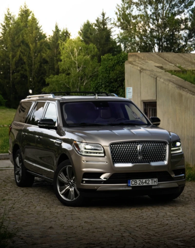 Lincoln Navigator, снимка 2 - Автомобили и джипове - 52542101