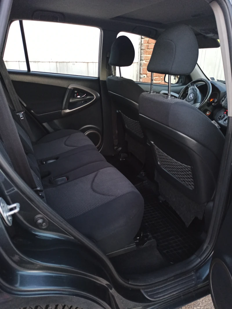 Toyota Rav4, снимка 3 - Автомобили и джипове - 53141292
