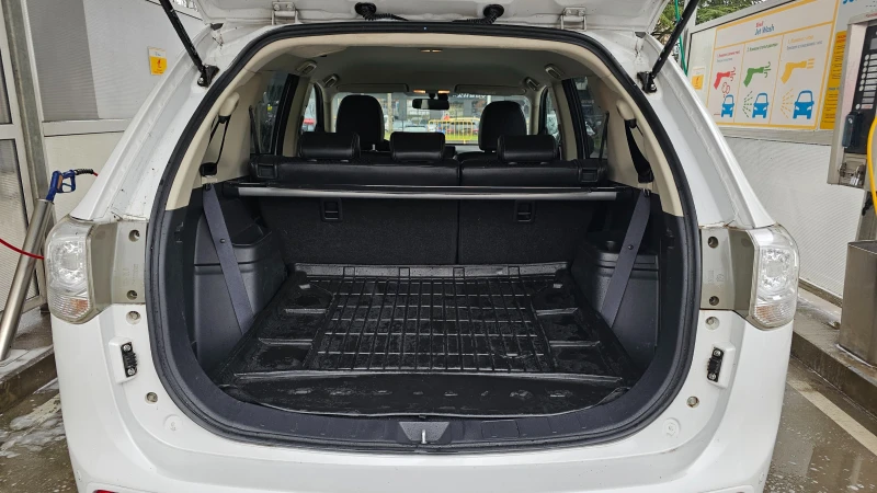 Mitsubishi Outlander RE 4WD 2.0 MIVEC, Intense,  CVT, снимка 9 - Автомобили и джипове - 53491452
