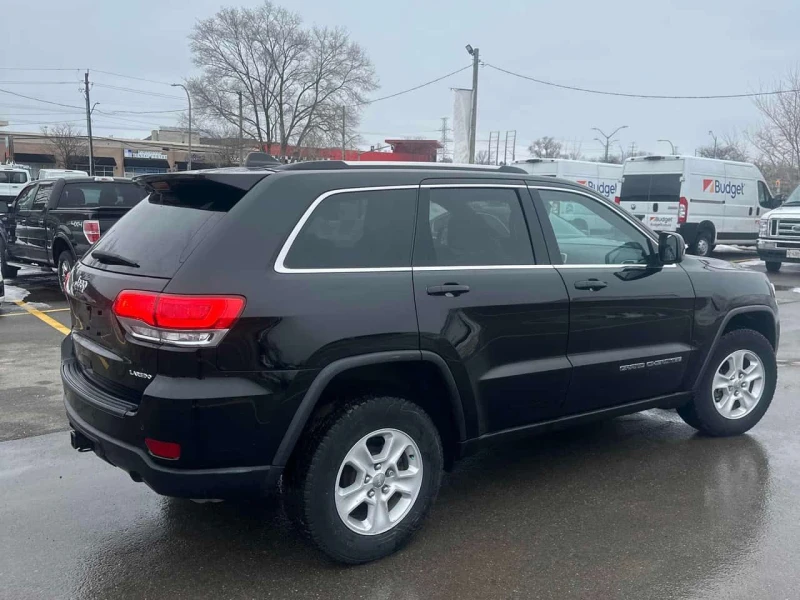 Jeep Grand cherokee * Laredo * KEYLESS* КАМЕРА* , снимка 3 - Автомобили и джипове - 53557631