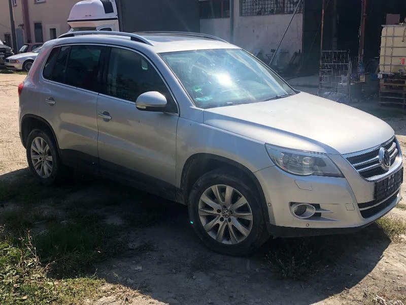 VW Tiguan 2.0 TDI 4 motion 140 кс, снимка 1 - Автомобили и джипове - 47307079