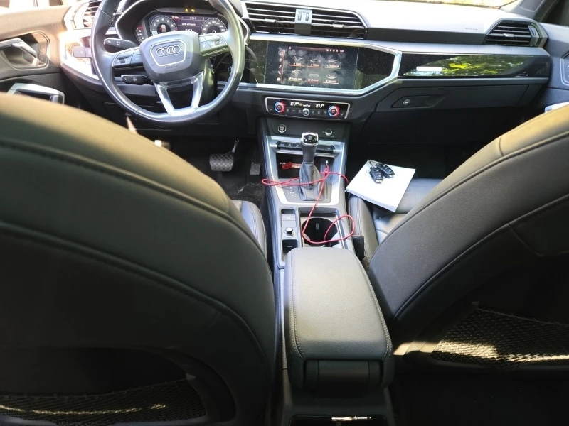 Audi Q3 * KOMFORT * CARFAX * БЕЗ ПЪРВОНАЧАЛНА ВНОСКА - изображение 10