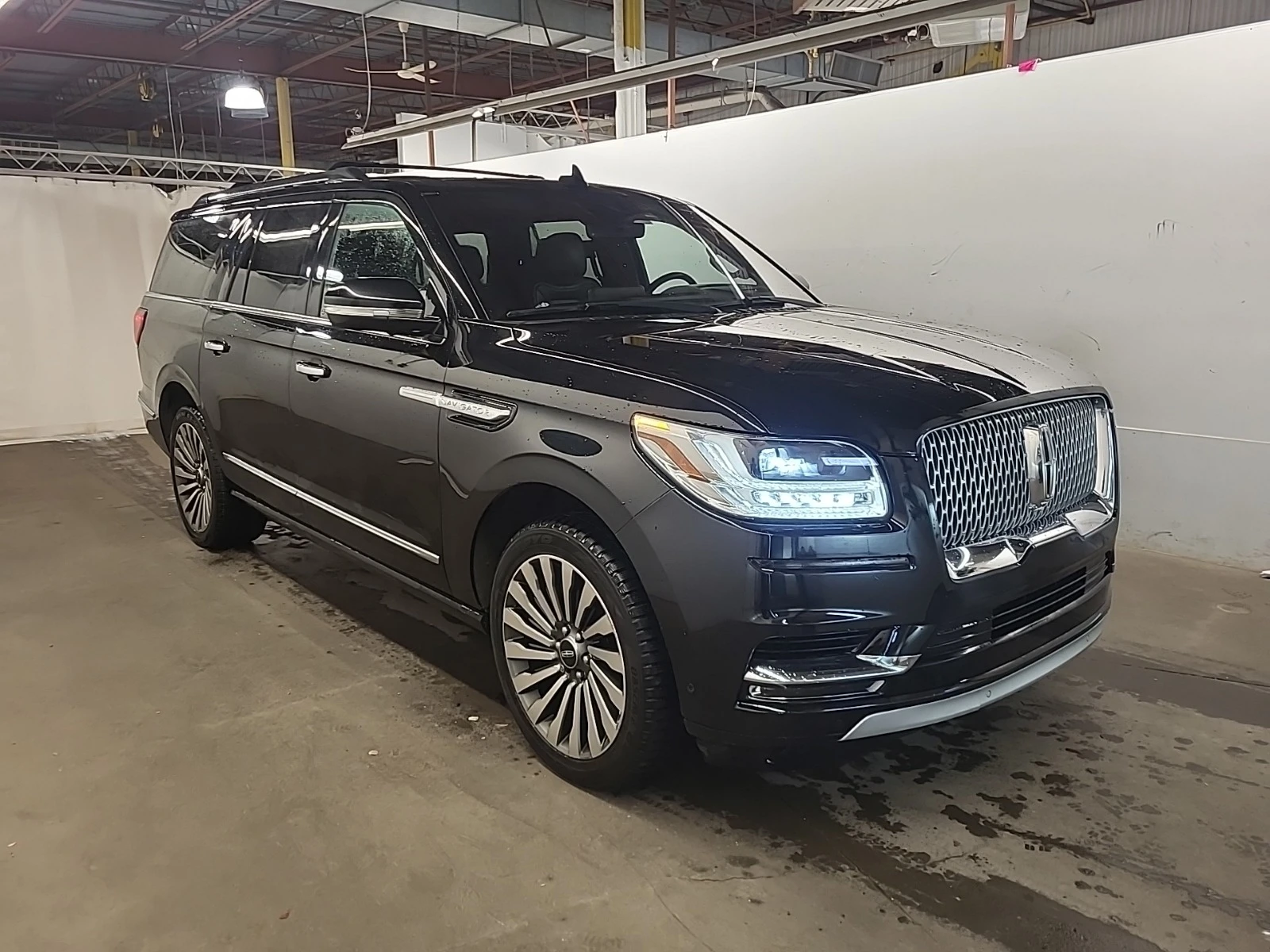 Lincoln Navigator L* * RESERVE* * CARFAX* * АВТОКРЕДИТ* * , снимка 1