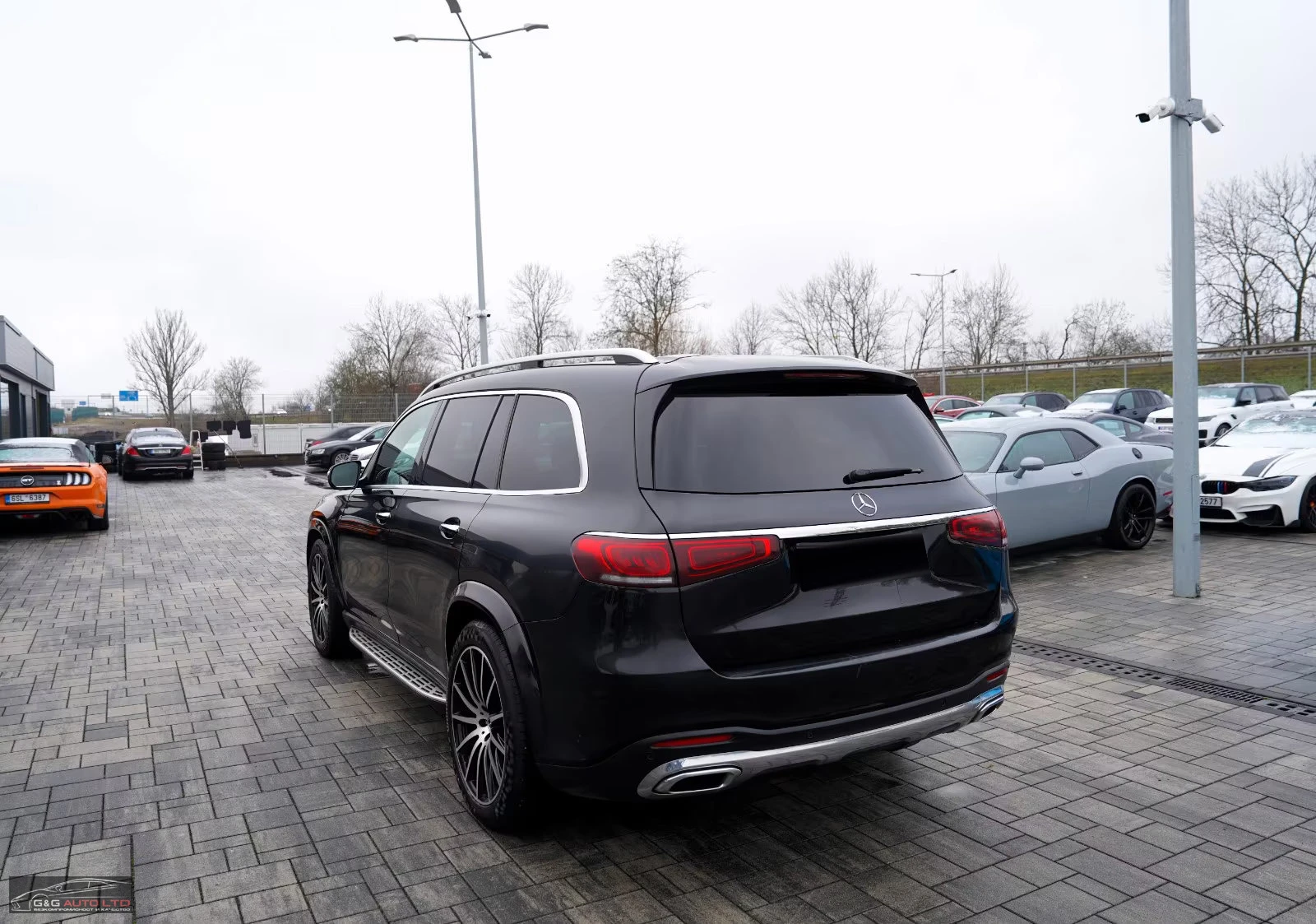 Mercedes-Benz GLS 400 4MATIC/330HP/AMG/PANO/360/LED/ACC/BURMESTER/693v - изображение 4